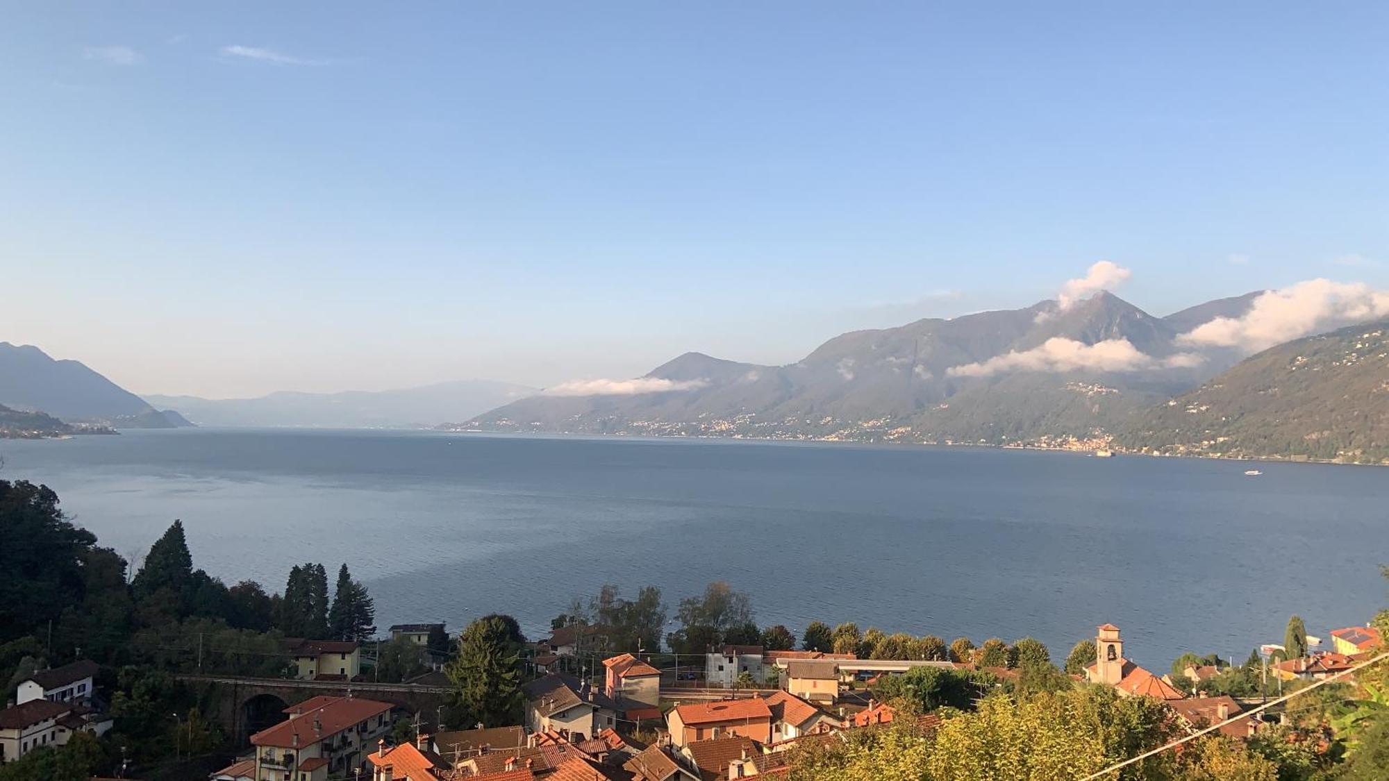 Casa Colmegna Mit Traumhaften See- Und Bergblick Luino Cameră foto
